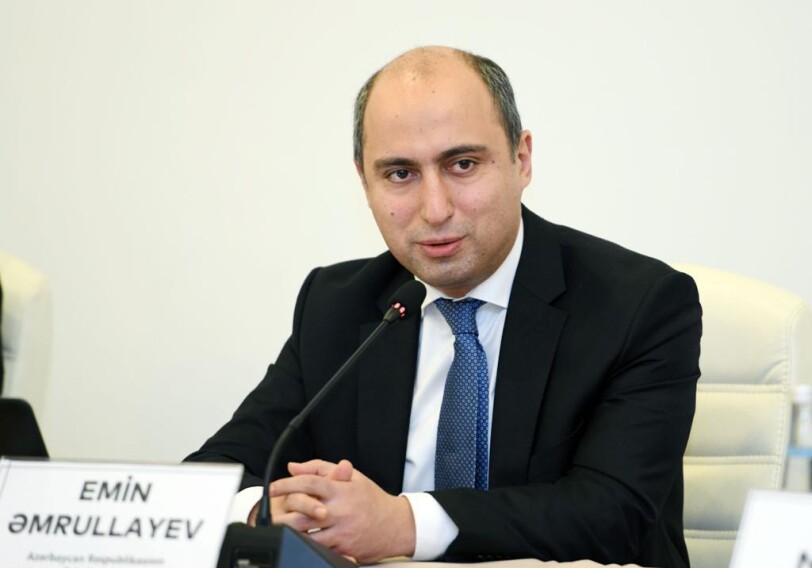 Эмин Амруллаев: «Необходимы изменения в правилах приема в вузы»