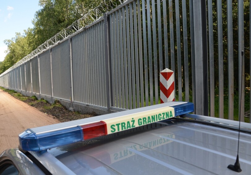 Польша окончательно возвела стену на границе с Беларусью