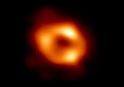 Центр Галактики: астрономы рассмотрели главную черную дыру Млечного Пути