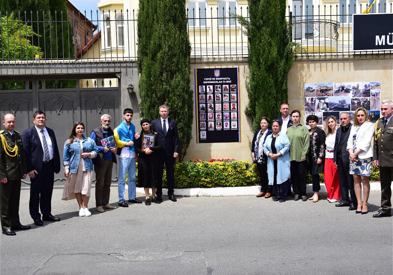 В Баку открылась Стена памяти павших защитников Украины (Фото)
