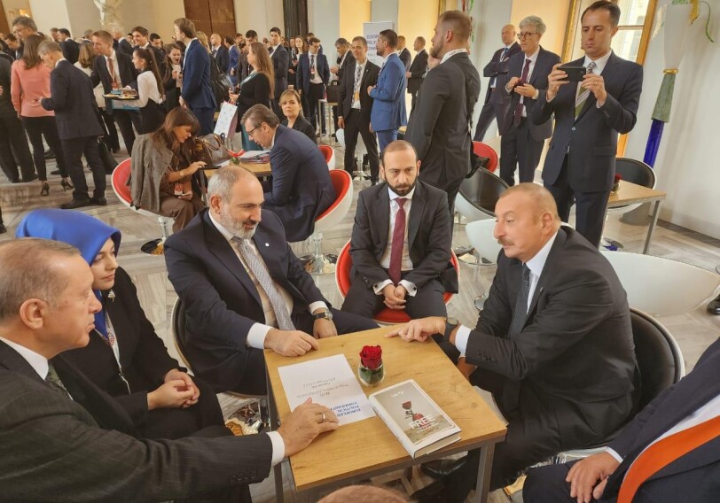 В Праге состоялась встреча лидеров Азербайджана, Турции и Армении (Фото-Видео)