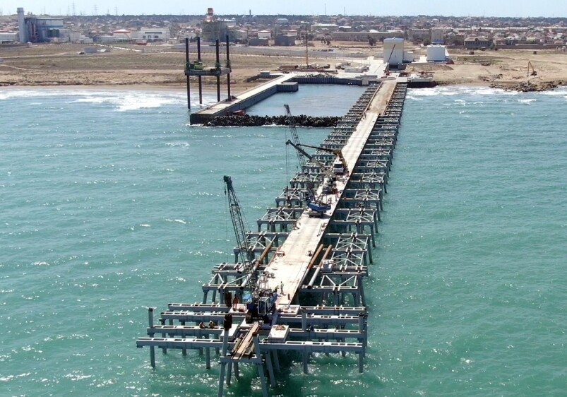 «Азерэнержи» строит большую эстакаду в море – В связи с падением уровня Каспия (Фото)