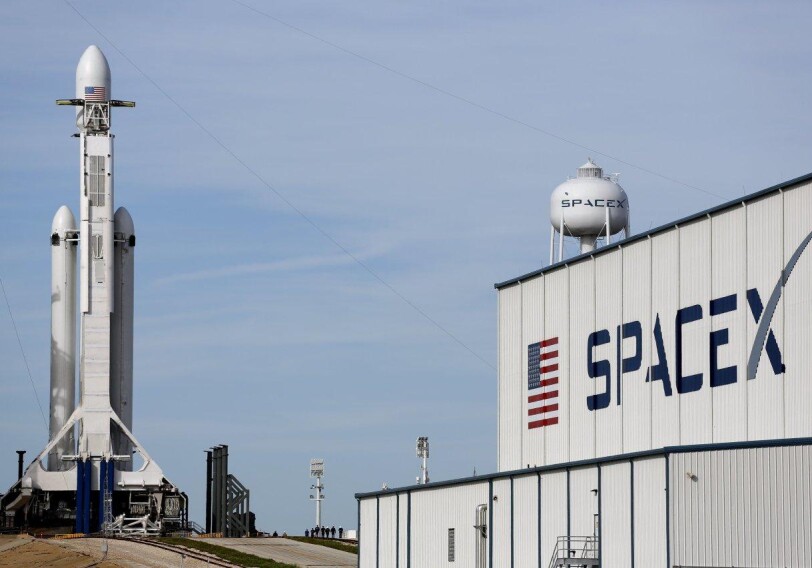 SpaceX заплатит $25 000 хакеру, который взломает сеть Starlink