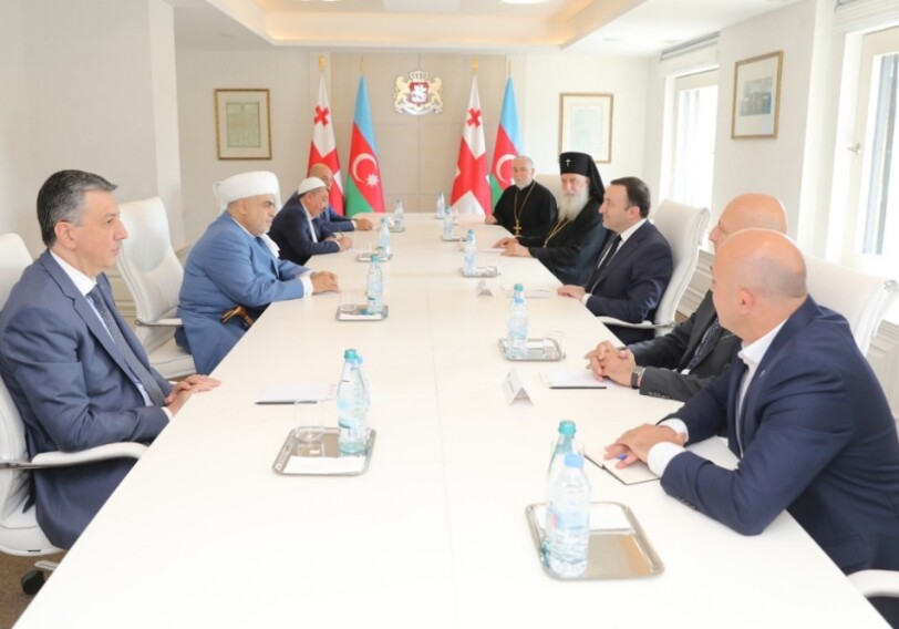 Аллахшукюр Пашазаде встретился с премьер-министром Грузии (Фото)