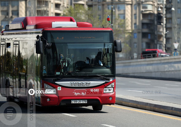 В Баку временно изменена схема движения автобусного маршрута