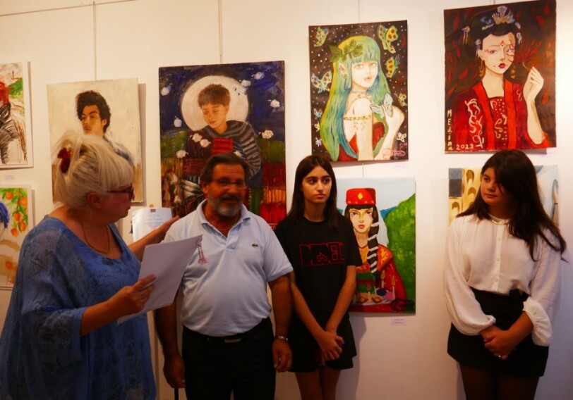 В Париже открылась выставка произведений азербайджанских художников (Фото)