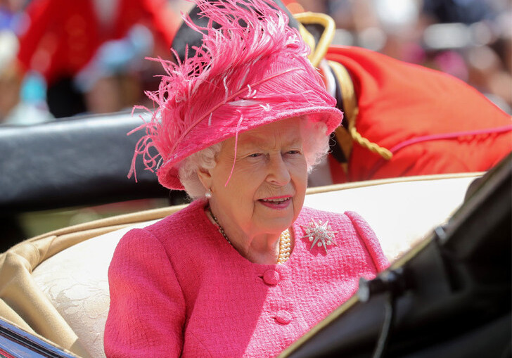 Елизавета II поднялась на второе место в списке самых долго правящих монархов