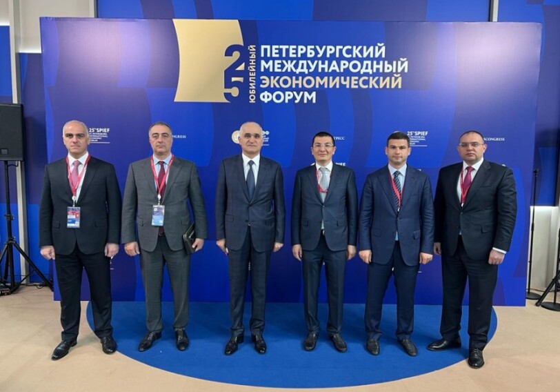 Делегация Азербайджана приняла участие в Международном экономическом форуме в Санкт-Петербурге