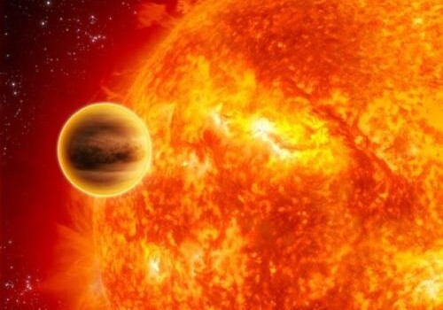 Ученые впервые увидели, как звезда пожирает планету
