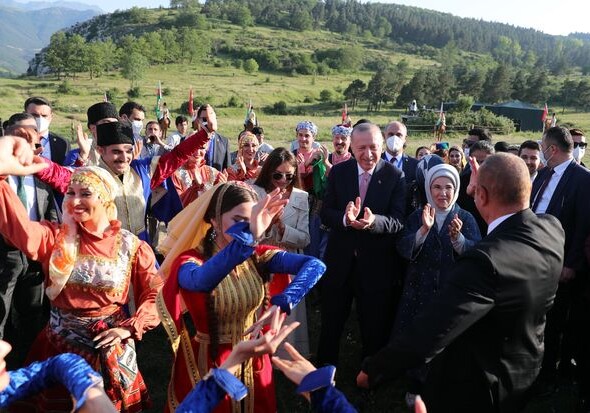 Эрдоган: «Вместе с Азербайджаном мы вернули свободу Карабаху» (Фото)