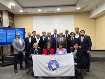 Поддержка глухих в Азербайджане