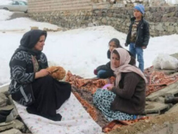 Правительство Ирана не оказывает поддержку пострадавшим от землетрясения азербайджанцам (Фото)