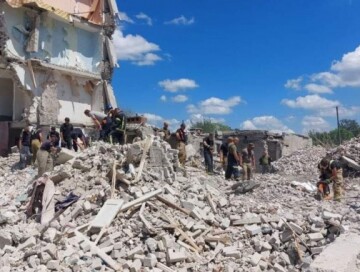 Ракетный удар по городу Часов Яр: из-под завалов извлечены 45 тел