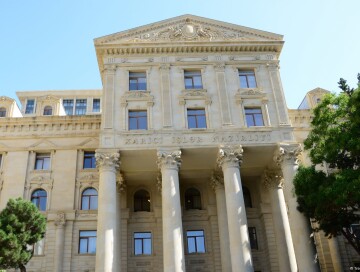 Азербайджан призывает правительство Франции уважать конституционные права в стране - МИД