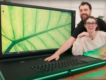 Создан самый большой в мире ноутбук (Фото-Видео)