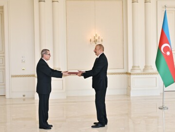Президент Ильхам Алиев принял послов Австрии и Словакии (Фото)
