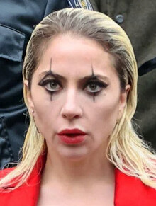 Леди Гага появилась в образе Харли Квинн из фильма «Джокер 2» (Фото)