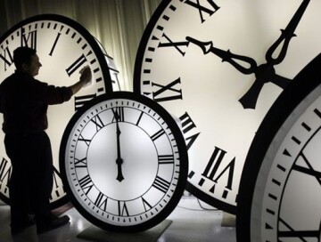 Найден способ установить точное время на часах по всему миру