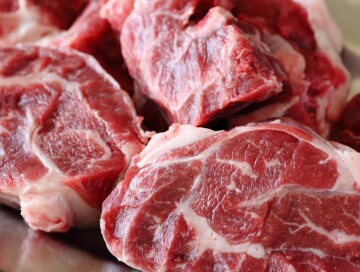 В Милли Меджлисе обсудили разницу в ценах на мясо в Баку и районах