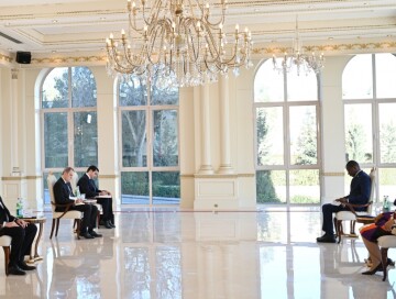 Президент Азербайджан принял верительные грамоты новоназначенного посла Ганы (Фото)