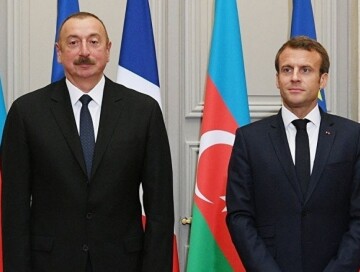 Ильхам Алиев и Макрон обсудили скорейшее начало мирных переговоров между Баку и Ереваном