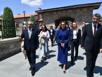 Мехрибан Алиева и Лейла Алиева посетили Музей Мевланы в Конье (Фото)