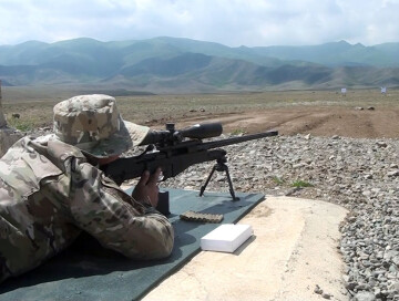 Снайперы ВС Азербайджана выполнили практические стрельбы (Видео)