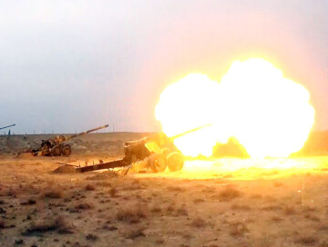 Азербайджанские артиллеристы провели учения с боевыми стрельбами (Видео)