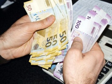 В 2023 году средняя зарплата в Азербайджане превысит 900 манатов