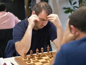 Мамедъяров обыграл Йылмаза и остался лидером турнира Шуша-2022