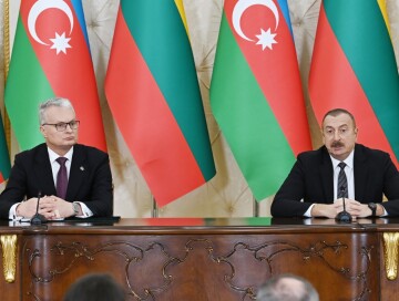 Президенты Азербайджана и Литвы выступили с заявлениями для печати (Фото)