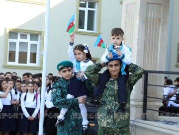 Сегодня в Азербайджане День знаний (Фото)
