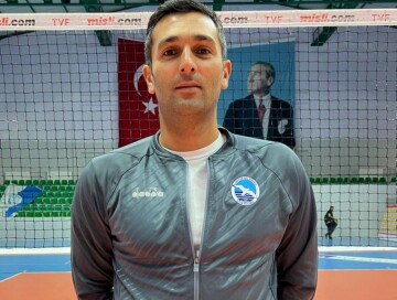Азербайджанский тренер подписал контракт с турецким клубом