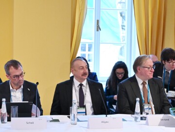 Ильхам Алиев в рамках Мюнхенской конференции по безопасности принимает участие в круглом столе, посвященном энергобезопасности (Фото-Обновлено)