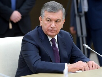 Президент Узбекистана решил не вносить изменения в статьи конституции, касающиеся Каракалпакии