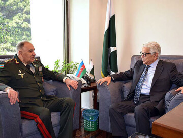 Начальник Генштаба Азербайджанской Армии встретился с министром обороны Пакистана