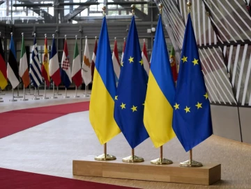 Украина получит статус кандидата на членство в ЕС уже на этой неделе - Bloomberg