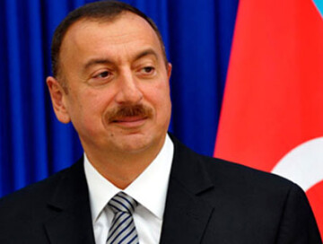 Президент Сингапура поздравила главу Азербайджана