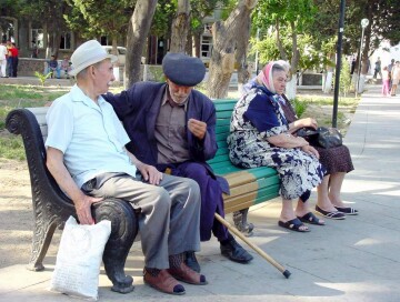 Одинокие пожилые нуждаются в поддержке