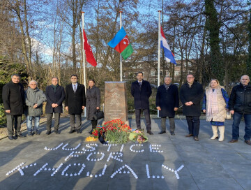 В Гааге почтили память жертв Ходжалы (Фото)