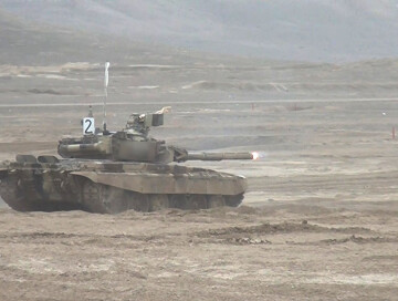 В ВС Азербайджана проводятся состязания на звание «Лучшая танковая рота» (Видео)