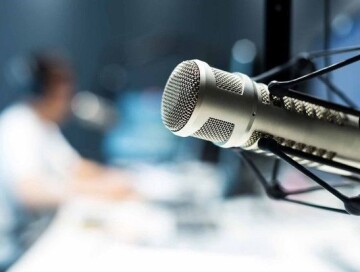 В Азербайджане выданы лицензии трем радиовещателям