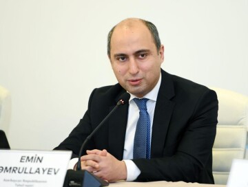 Эмин Амруллаев: «Необходимы изменения в правилах приема в вузы»