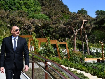 Ильхам Алиев побывал в новом парке «Чемберекенд» в Баку (Фото)