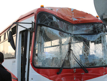 В Говсане автомобиль столкнулся с автобусом, есть пострадавшие (Фото)