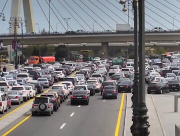 Рашад Набиев о пробках в Баку: «10 тысяч такси создают в городе эффект 100 тысяч личных автомобилей»