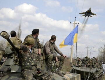 Военное положение в Украине продлили еще на три месяца