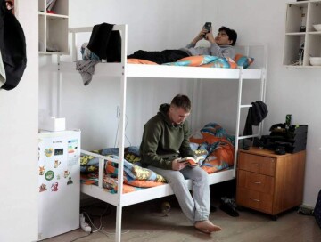 Студенты в поисках угла