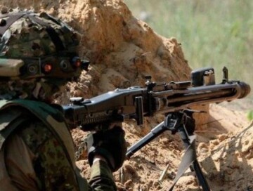 Caliber: Азербайджанская армия уничтожила командно-штабную машину противника (Видео)