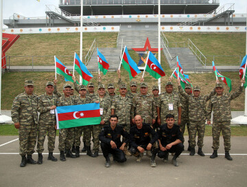 Азербайджанские военные вышли в полуфинал конкурса «Танковый биатлон» (Фото)